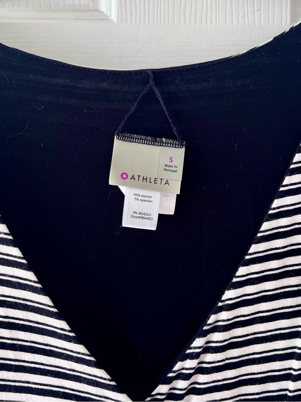 Athleta Reversible Sleeveless Striped Wrap Style Dress Black White Size S - Picture 7 of 10